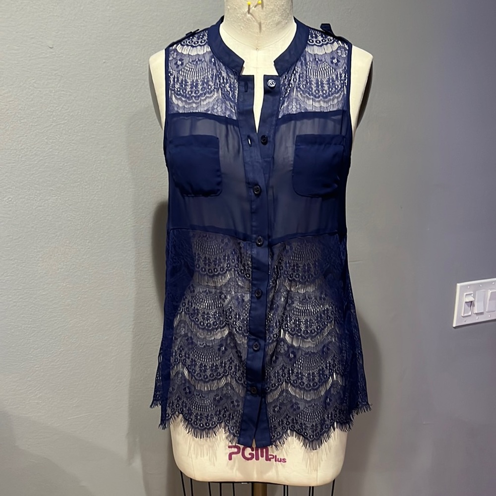Chiffon top with lace detail